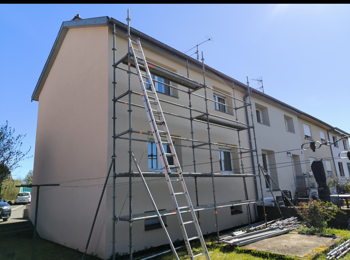 Entreprise familiale spécialisée en couverture, zinguerie et étanchéité, basée à Longwy